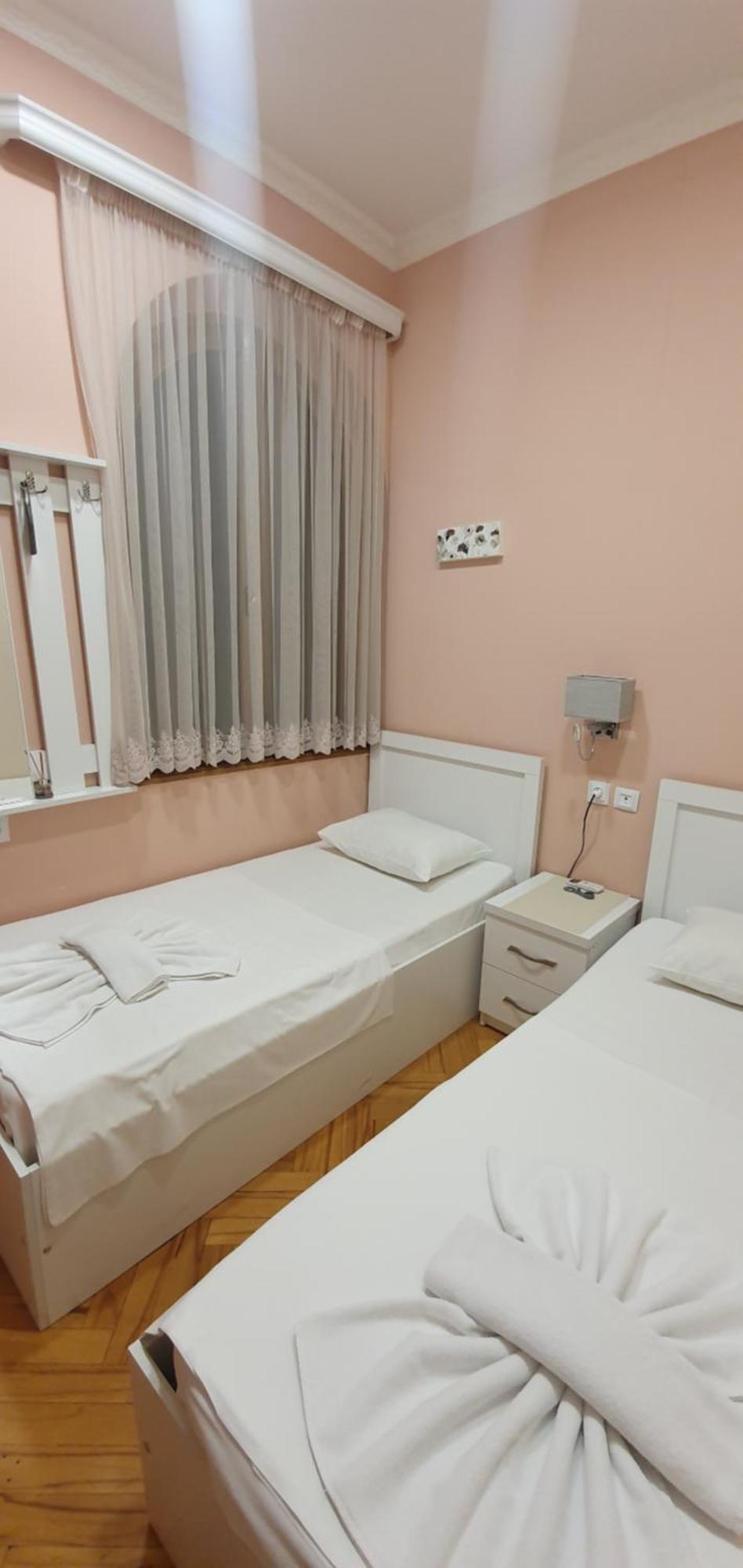 Euphoria Mariam Hostel Tbilisi Buitenkant foto