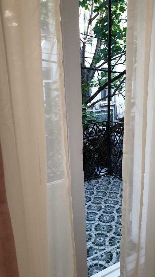 Euphoria Mariam Hostel Tbilisi Buitenkant foto