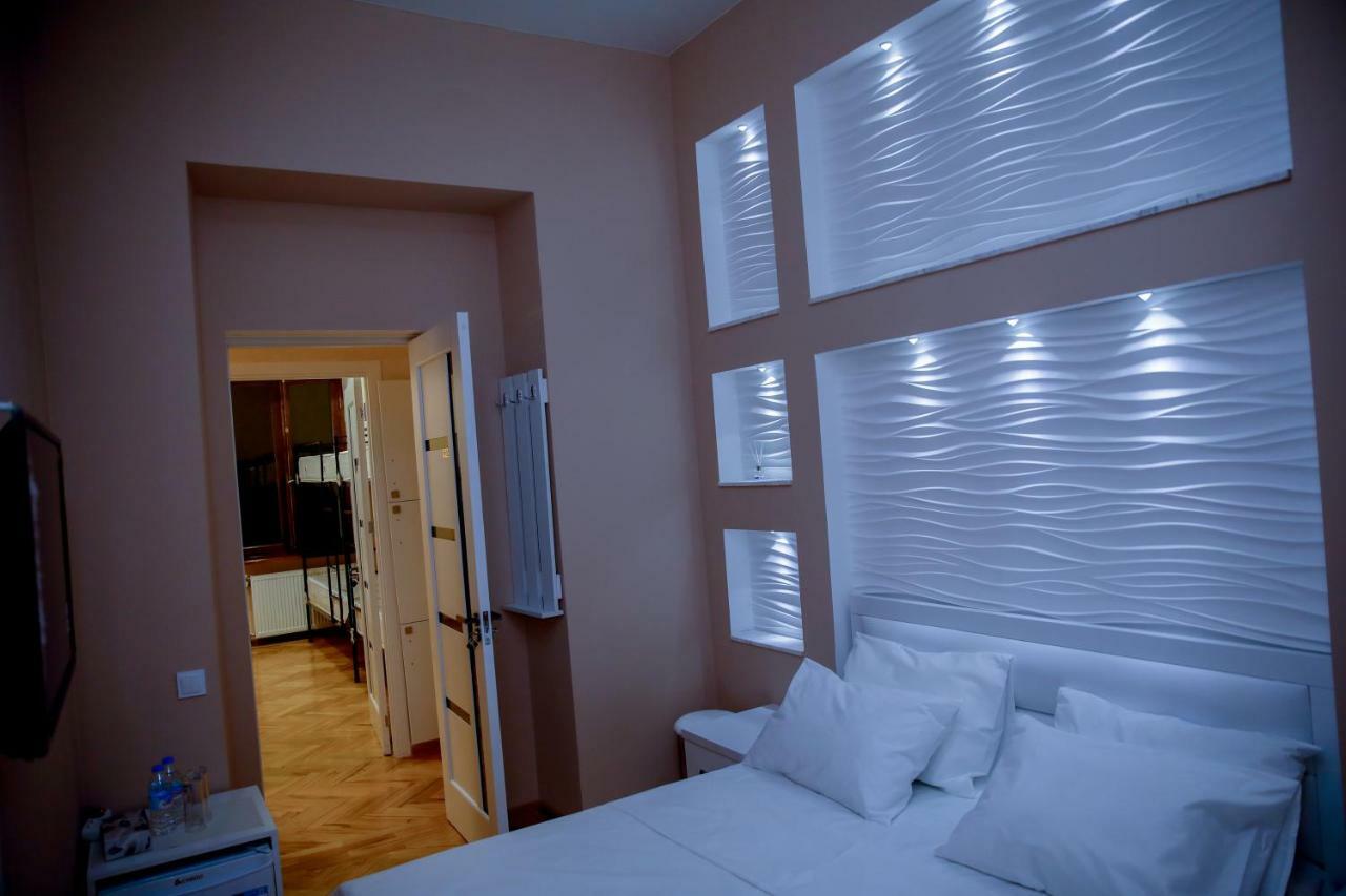 Euphoria Mariam Hostel Tbilisi Buitenkant foto