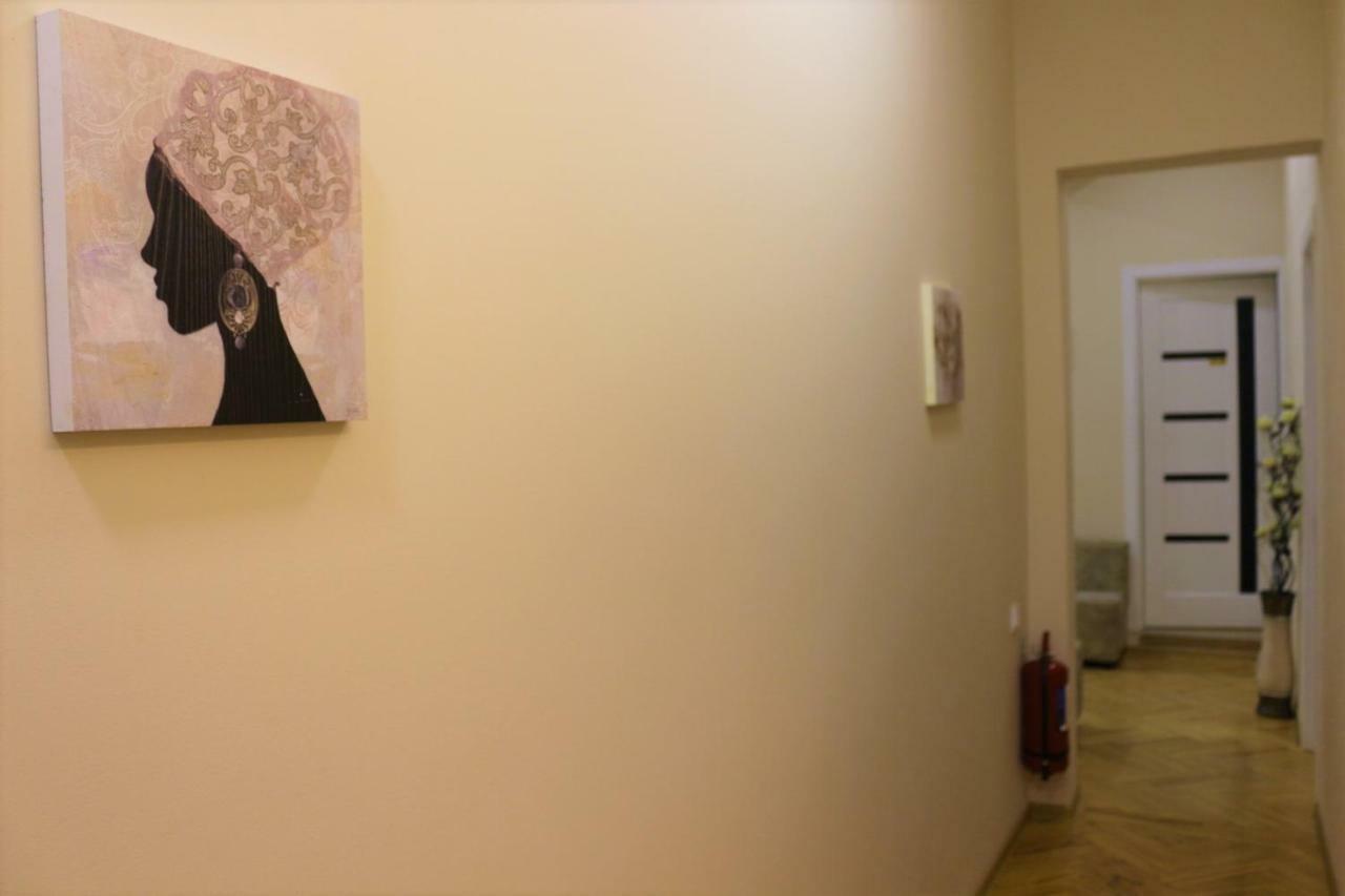 Euphoria Mariam Hostel Tbilisi Buitenkant foto